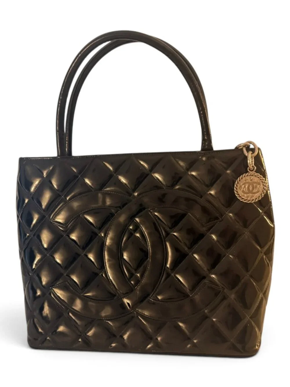 AUTH CHANEL PATENT LEATHER MEDALLION TOTE, Rare Vintage Karl Lagerfeld Classic